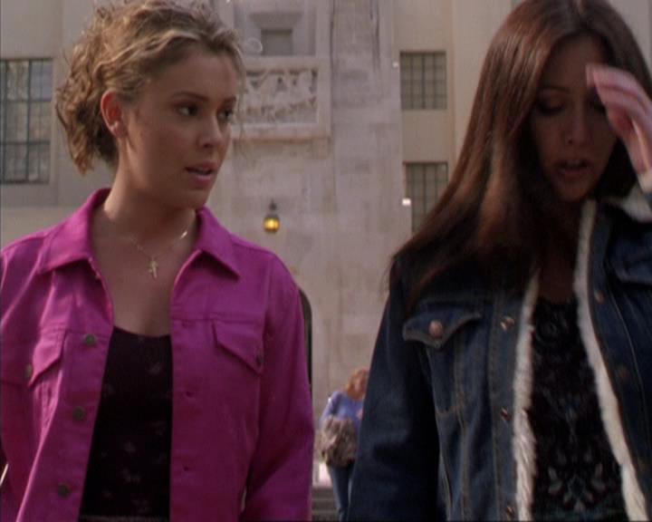 Charmed-Online-dot-310WeAllScreamForIceCream0635.jpg Charmed-Online-dot-310WeAllScreamForIceCream0635.jpg