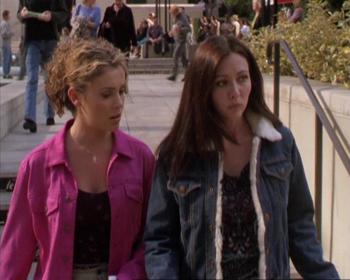 Charmed-Online-dot-310WeAllScreamForIceCream0639.jpg Charmed-Online-dot-310WeAllScreamForIceCream0639.jpg