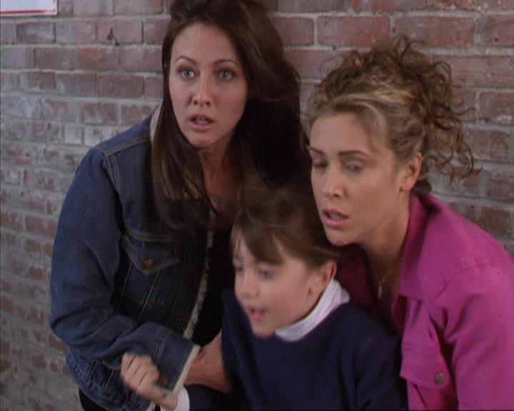 Charmed-Online-dot-310WeAllScreamForIceCream0666.jpg Charmed-Online-dot-310WeAllScreamForIceCream0666.jpg