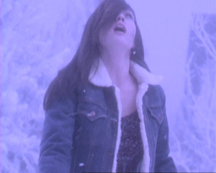 Charmed-Online-dot-310WeAllScreamForIceCream0770.jpg