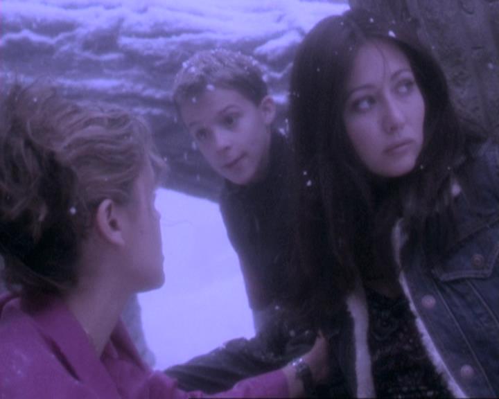 Charmed-Online-dot-310WeAllScreamForIceCream0803.jpg