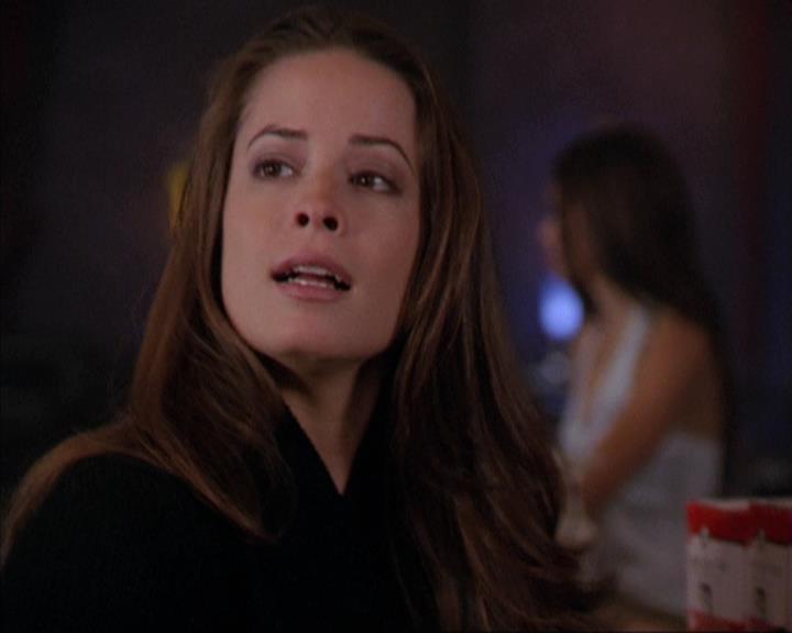 Charmed-Online-dot-310WeAllScreamForIceCream0876.jpg