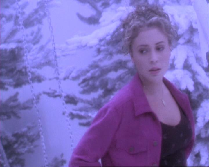 Charmed-Online-dot-310WeAllScreamForIceCream0936.jpg