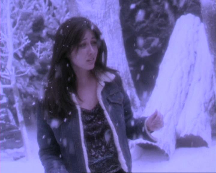 Charmed-Online-dot-310WeAllScreamForIceCream0939.jpg