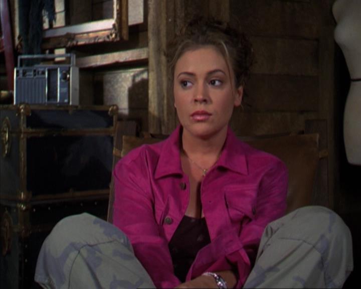 Charmed-Online-dot-310WeAllScreamForIceCream1262.jpg