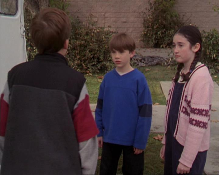 Charmed-Online-dot-310WeAllScreamForIceCream1387.jpg