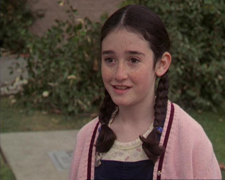 Charmed-Online-dot-310WeAllScreamForIceCream1394.jpg
