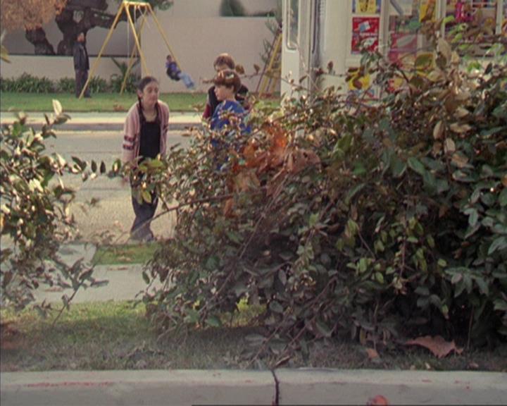 Charmed-Online-dot-310WeAllScreamForIceCream1403.jpg