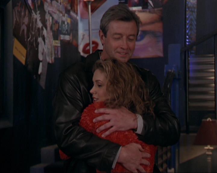 Charmed-Online-dot-310WeAllScreamForIceCream1475.jpg