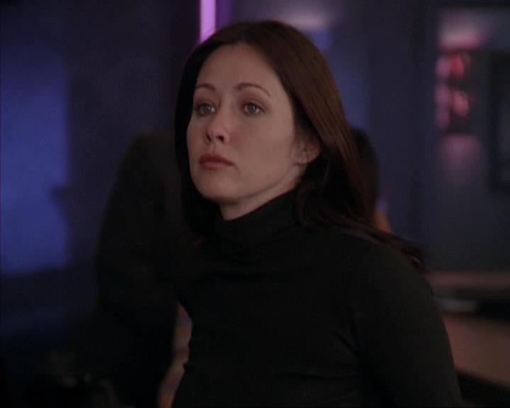 Charmed-Online-dot-310WeAllScreamForIceCream1482.jpg