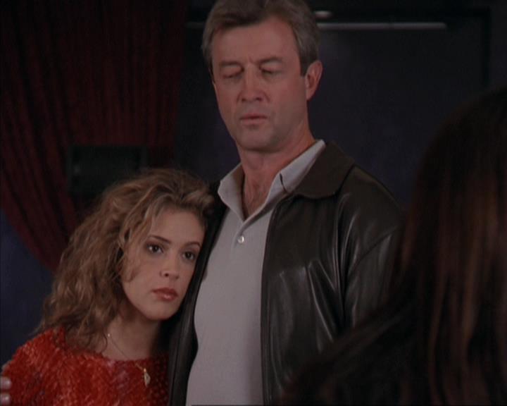 Charmed-Online-dot-310WeAllScreamForIceCream1499.jpg Charmed-Online-dot-310WeAllScreamForIceCream1499.jpg