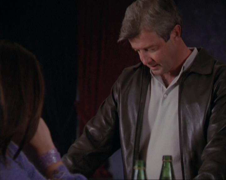 Charmed-Online-dot-310WeAllScreamForIceCream1530.jpg