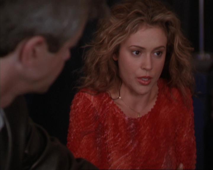 Charmed-Online-dot-310WeAllScreamForIceCream1637.jpg