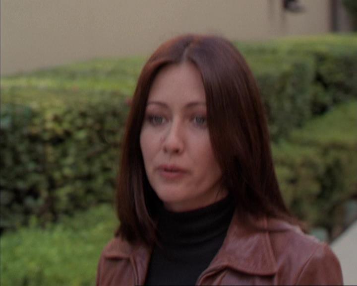 Charmed-Online-dot-310WeAllScreamForIceCream1660.jpg