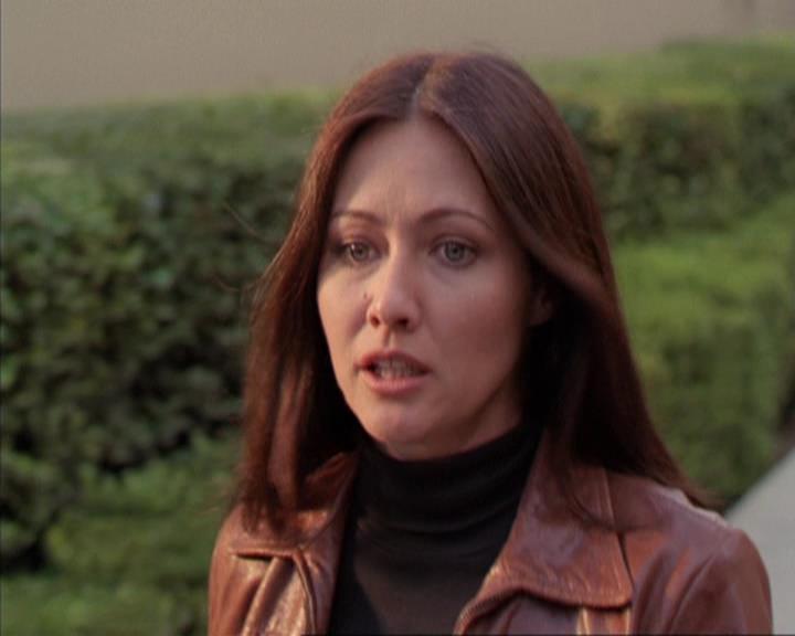 Charmed-Online-dot-310WeAllScreamForIceCream1663.jpg