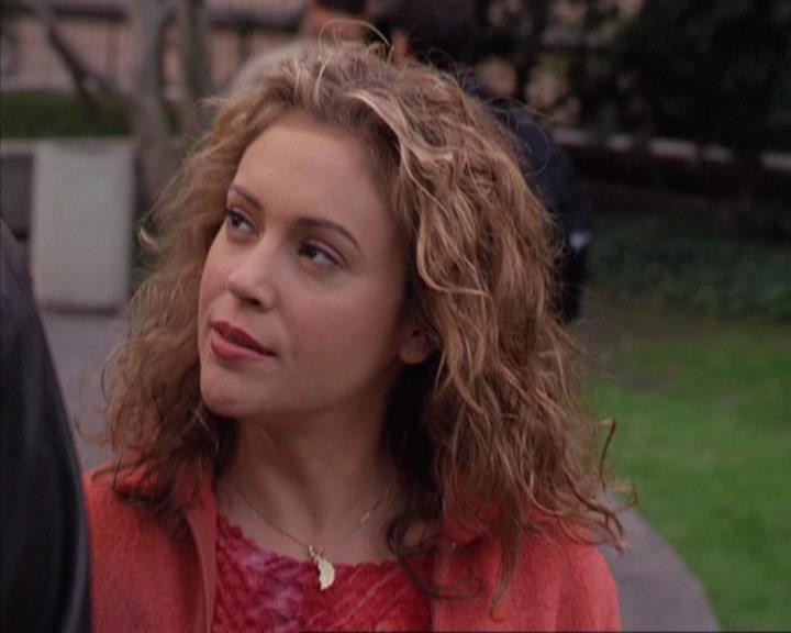 Charmed-Online-dot-310WeAllScreamForIceCream1686.jpg