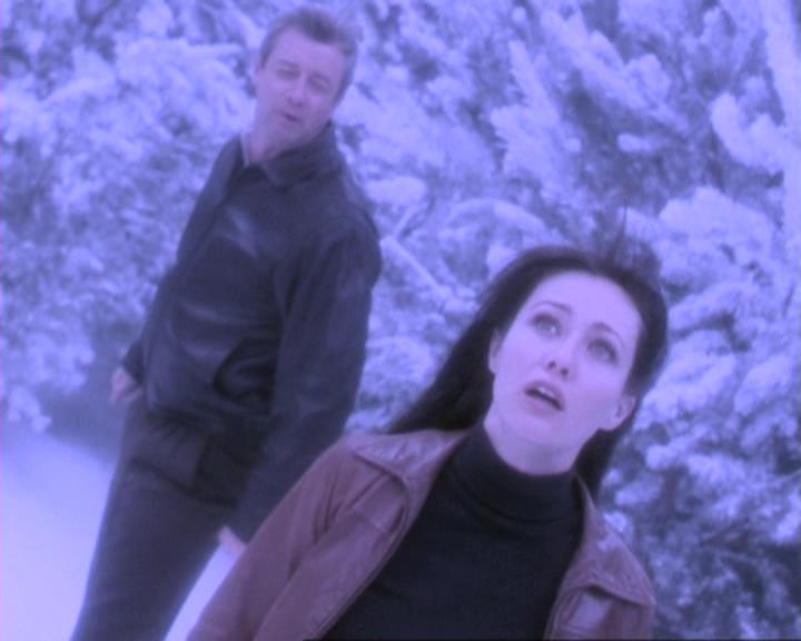 Charmed-Online-dot-310WeAllScreamForIceCream1898.jpg