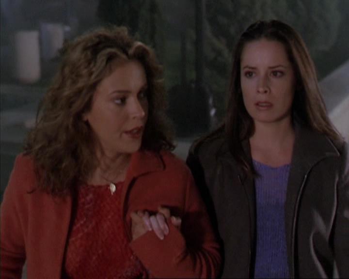 Charmed-Online-dot-310WeAllScreamForIceCream1919.jpg