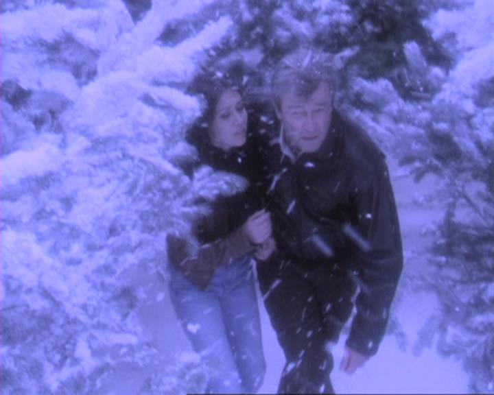 Charmed-Online-dot-310WeAllScreamForIceCream2029.jpg