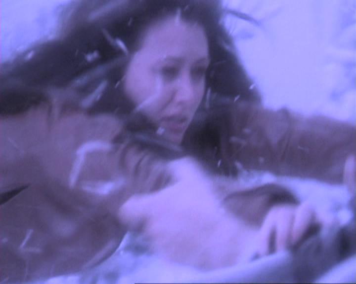 Charmed-Online-dot-310WeAllScreamForIceCream2049.jpg