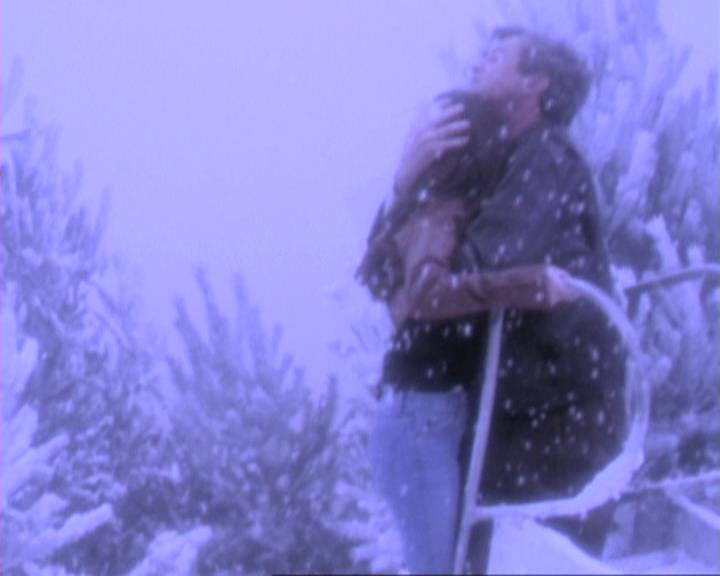 Charmed-Online-dot-310WeAllScreamForIceCream2057.jpg