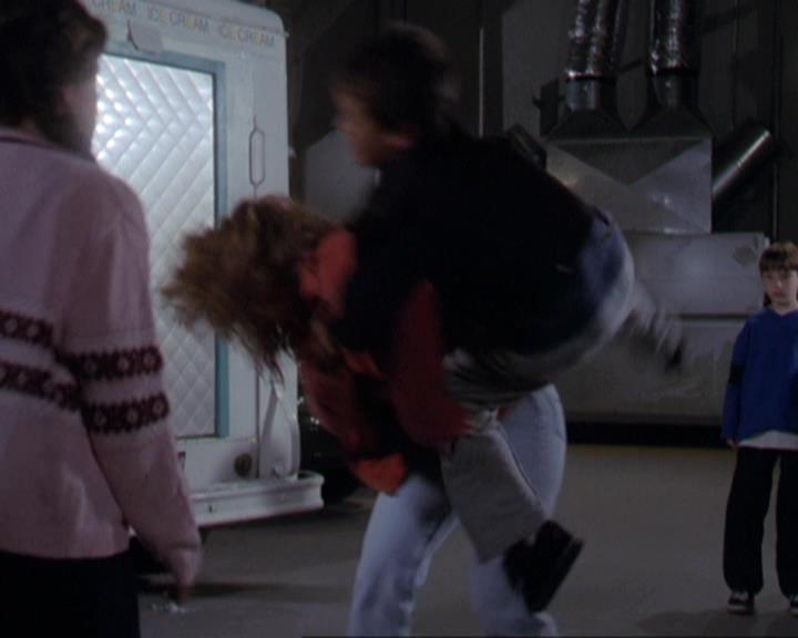 Charmed-Online-dot-310WeAllScreamForIceCream2067.jpg