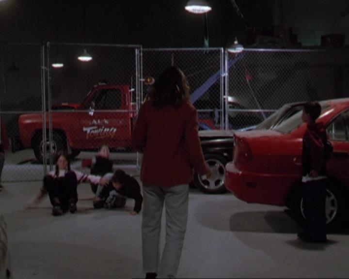Charmed-Online-dot-310WeAllScreamForIceCream2068.jpg