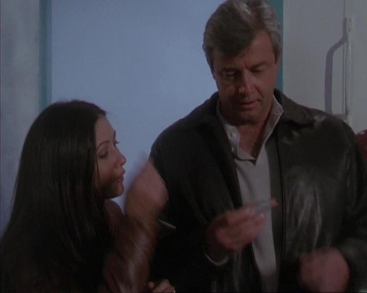 Charmed-Online-dot-310WeAllScreamForIceCream2089.jpg