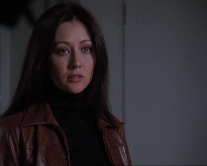Charmed-Online-dot-310WeAllScreamForIceCream2123.jpg