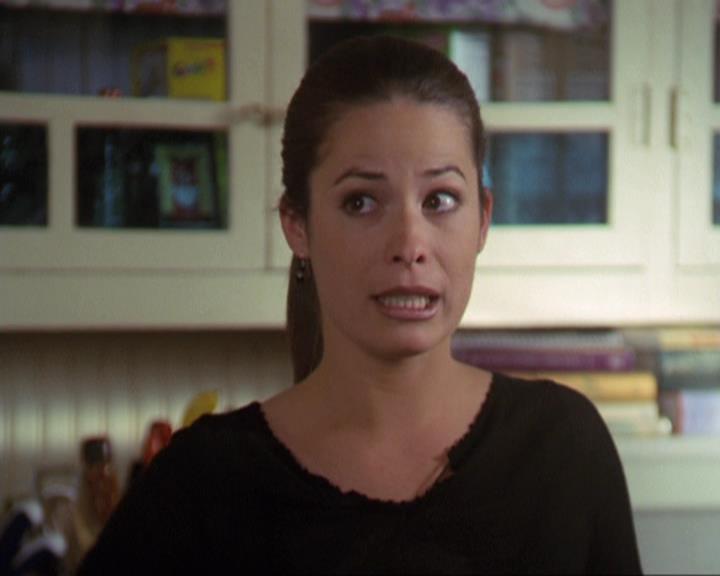 Charmed-Online-dot-311BlindedByTheWhitelighter0038.jpg Charmed-Online-dot-311BlindedByTheWhitelighter0038.jpg