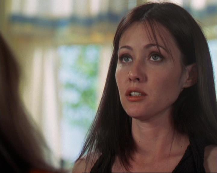 Charmed-Online-dot-311BlindedByTheWhitelighter0098.jpg