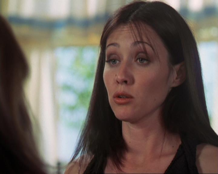 Charmed-Online-dot-311BlindedByTheWhitelighter0099.jpg
