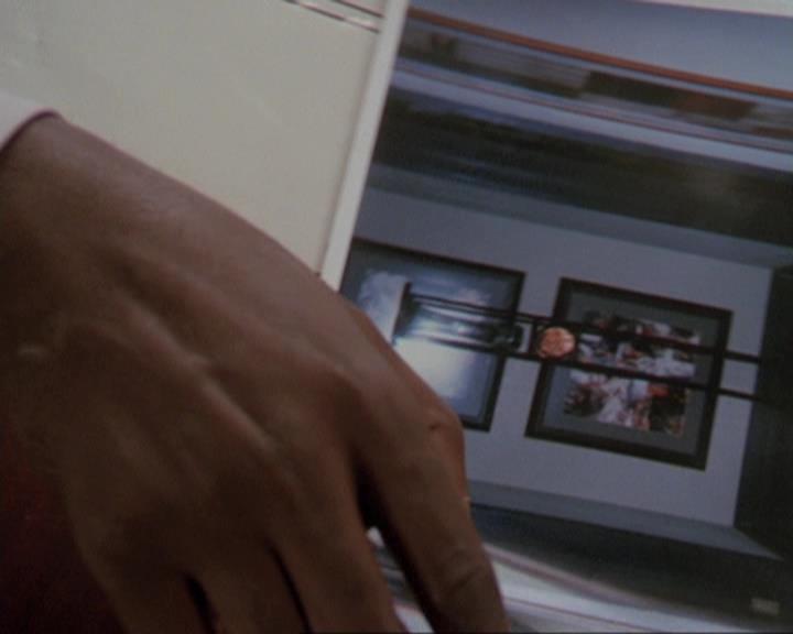 Charmed-Online-dot-311BlindedByTheWhitelighter0489.jpg