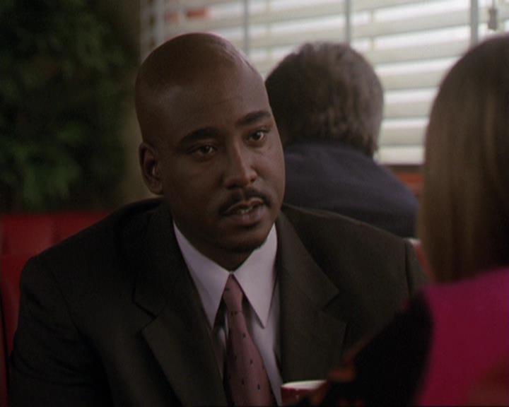 Charmed-Online-dot-311BlindedByTheWhitelighter0512.jpg Charmed-Online-dot-311BlindedByTheWhitelighter0512.jpg