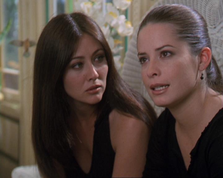 Charmed-Online-dot-311BlindedByTheWhitelighter0631.jpg Charmed-Online-dot-311BlindedByTheWhitelighter0631.jpg