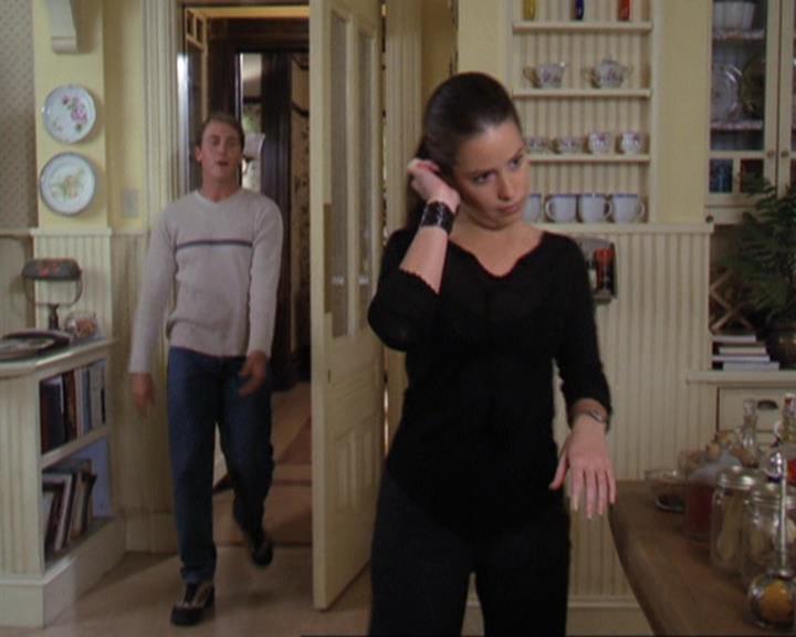 Charmed-Online-dot-311BlindedByTheWhitelighter0697.jpg Charmed-Online-dot-311BlindedByTheWhitelighter0697.jpg