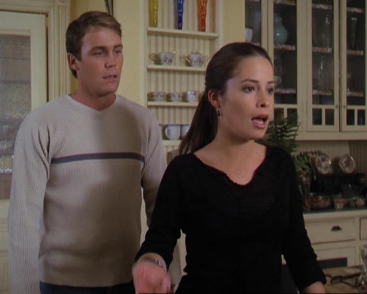 Charmed-Online-dot-311BlindedByTheWhitelighter0709.jpg