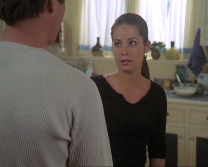 Charmed-Online-dot-311BlindedByTheWhitelighter0715.jpg Charmed-Online-dot-311BlindedByTheWhitelighter0715.jpg