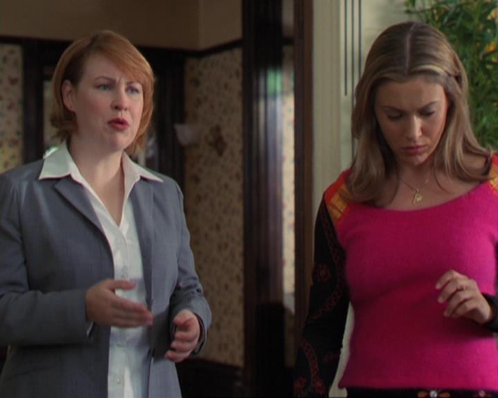 Charmed-Online-dot-311BlindedByTheWhitelighter0809.jpg Charmed-Online-dot-311BlindedByTheWhitelighter0809.jpg