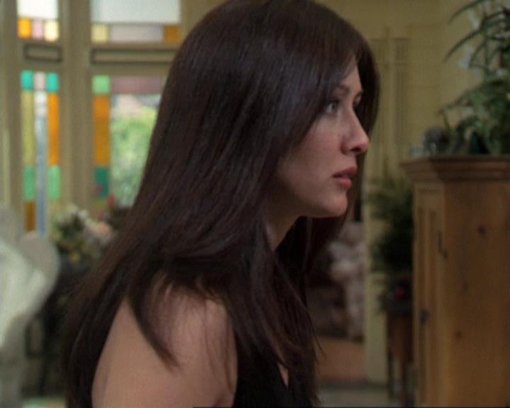 Charmed-Online-dot-311BlindedByTheWhitelighter0819.jpg Charmed-Online-dot-311BlindedByTheWhitelighter0819.jpg