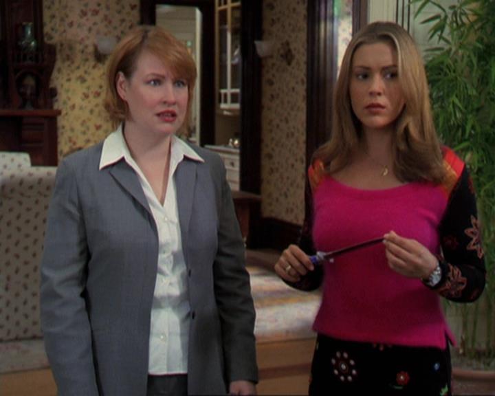 Charmed-Online-dot-311BlindedByTheWhitelighter0835.jpg Charmed-Online-dot-311BlindedByTheWhitelighter0835.jpg