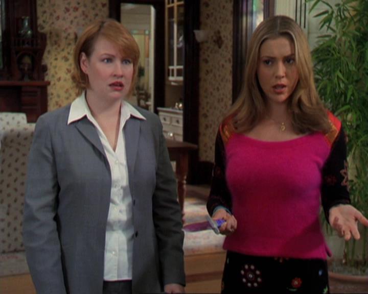 Charmed-Online-dot-311BlindedByTheWhitelighter0836.jpg Charmed-Online-dot-311BlindedByTheWhitelighter0836.jpg