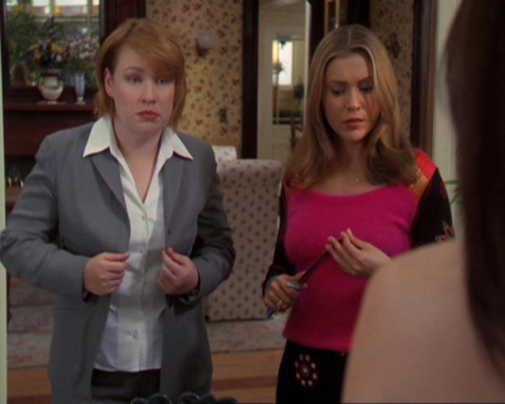 Charmed-Online-dot-311BlindedByTheWhitelighter0858.jpg Charmed-Online-dot-311BlindedByTheWhitelighter0858.jpg