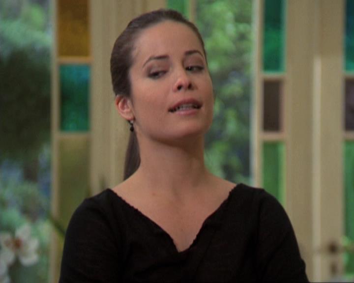 Charmed-Online-dot-311BlindedByTheWhitelighter0870.jpg Charmed-Online-dot-311BlindedByTheWhitelighter0870.jpg