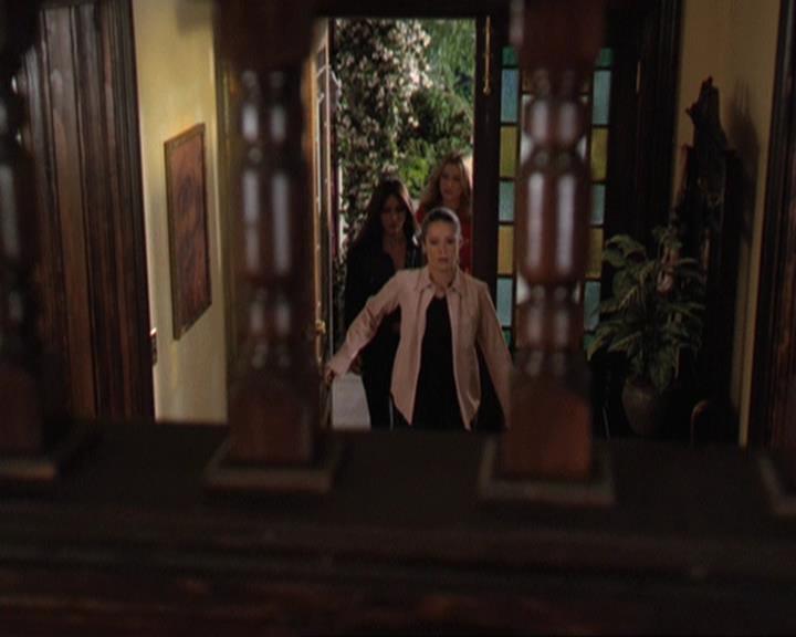 Charmed-Online-dot-311BlindedByTheWhitelighter0961.jpg