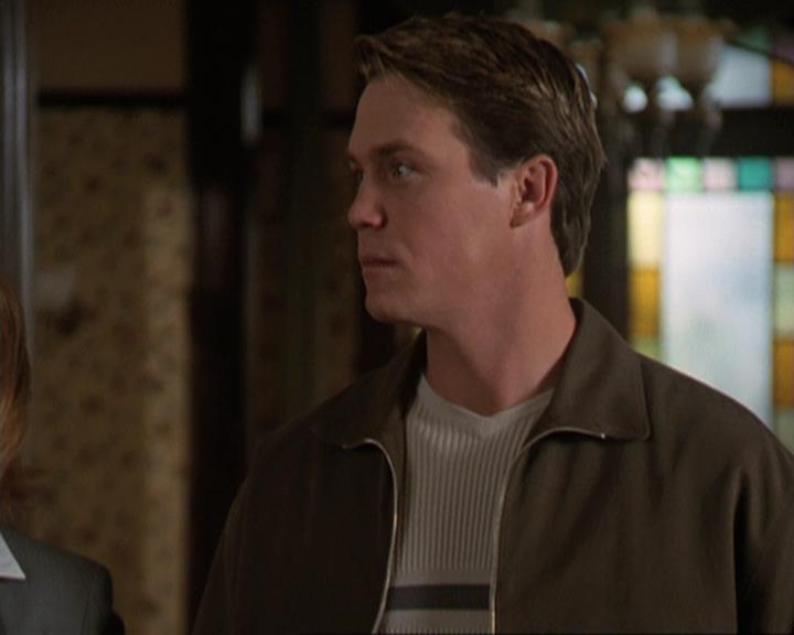 Charmed-Online-dot-311BlindedByTheWhitelighter1013.jpg Charmed-Online-dot-311BlindedByTheWhitelighter1013.jpg