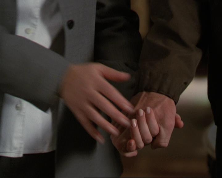 Charmed-Online-dot-311BlindedByTheWhitelighter1022.jpg Charmed-Online-dot-311BlindedByTheWhitelighter1022.jpg