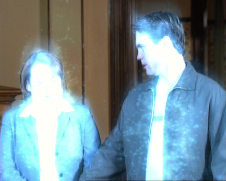 Charmed-Online-dot-311BlindedByTheWhitelighter1023.jpg Charmed-Online-dot-311BlindedByTheWhitelighter1023.jpg