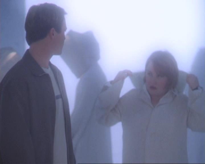 Charmed-Online-dot-311BlindedByTheWhitelighter1077.jpg