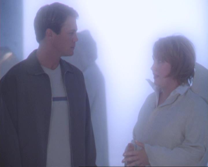 Charmed-Online-dot-311BlindedByTheWhitelighter1089.jpg